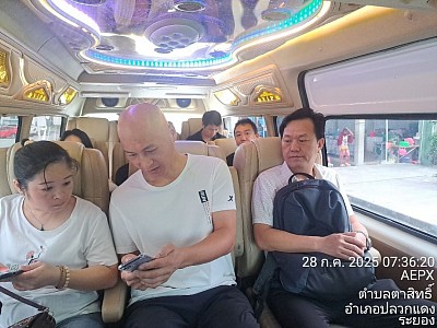 เหมารถตู้
